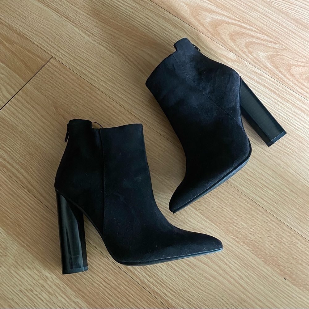 Qupid Black Suede Zipped High Block Booties Women’s 7